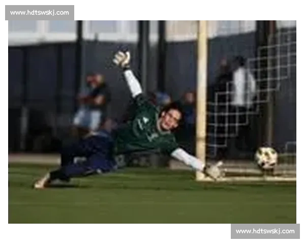 托纳利：加图索麾下，蓝衣军团重燃训练热情